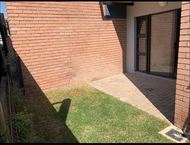 2 BEDROOM APARTMENT TO LET IN VORNA VALLEY